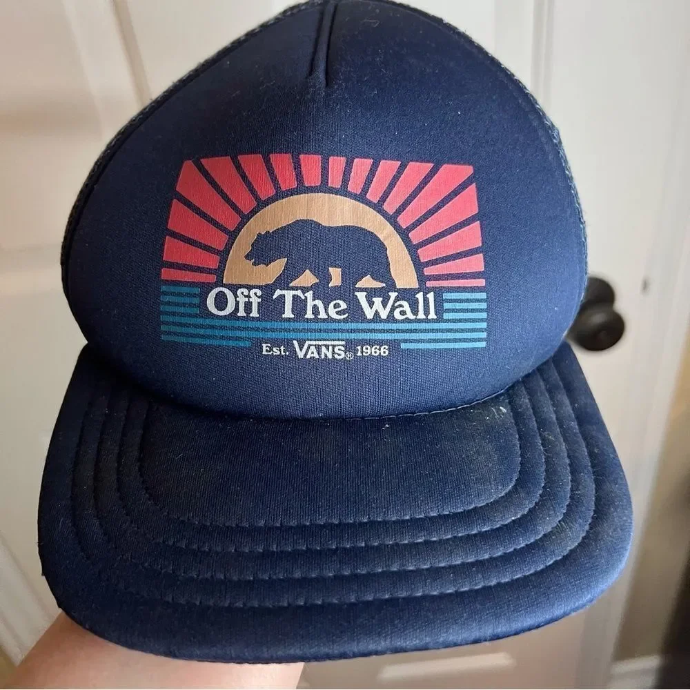 Vans Off the Wall Hat.  One Size.  Good‎ used Condition.